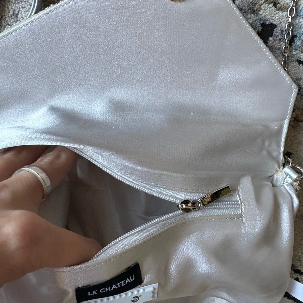 Elegant Silver Chain Clutch - Picture 7 of 10